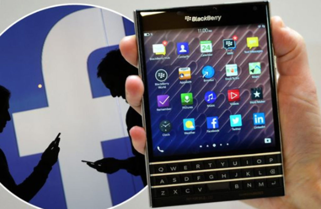 blackberry sues facebook